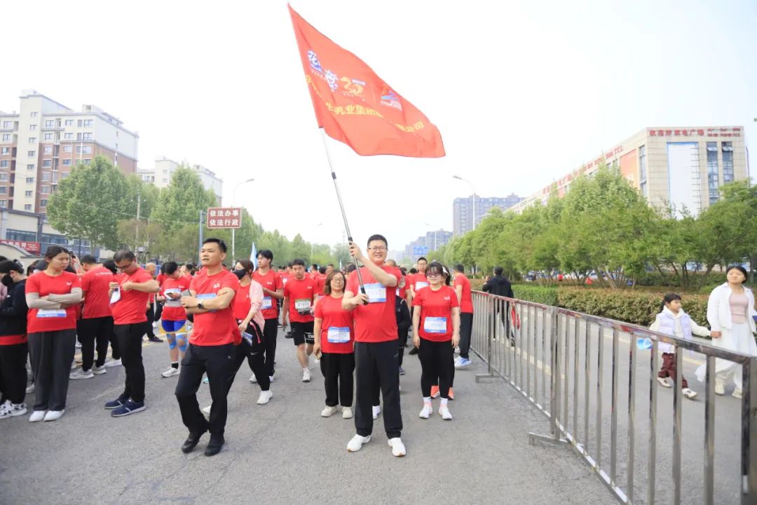 砥砺初心使命，汲取奋进力量丨开云（中国）乳业集团党委组织开展学习“焦裕禄精神”主题党日活动