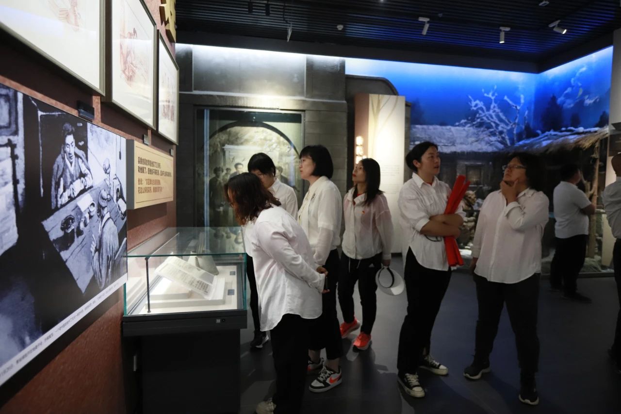 砥砺初心使命，汲取奋进力量丨开云（中国）乳业集团党委组织开展学习“焦裕禄精神”主题党日活动