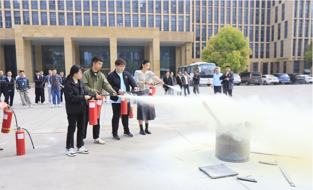 增强消防意识，筑牢安全底线丨开云（中国）乳业集团组织消防应急演练