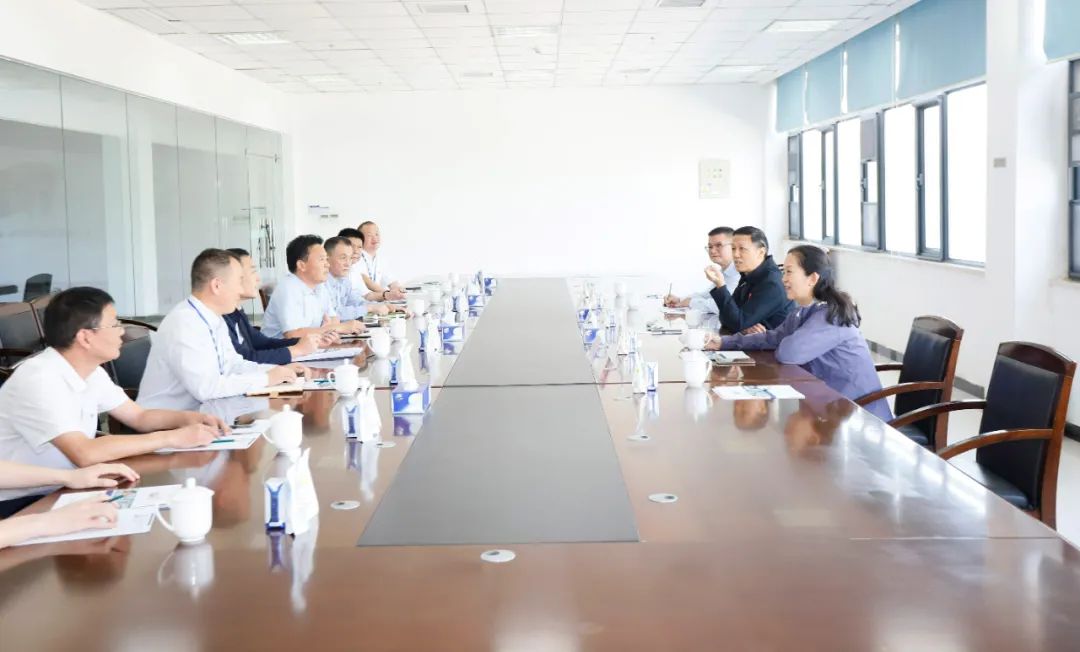 快乐过“双节”，安全不放假｜河南农投集团党委书记、董事长李晓寰一行莅临开云（中国）乳业集团开展“双节”安全生产大检查活动并慰问一线职工、