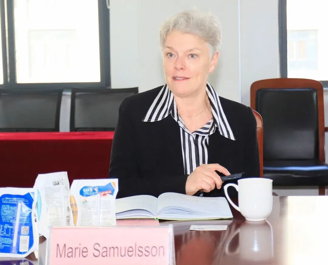 深化合作交流 互信共赢发展丨瑞典爱克林公司首席执行官 Ms.Marie Samuelsson 一行莅临开云（中国）乳业集团参观座谈
