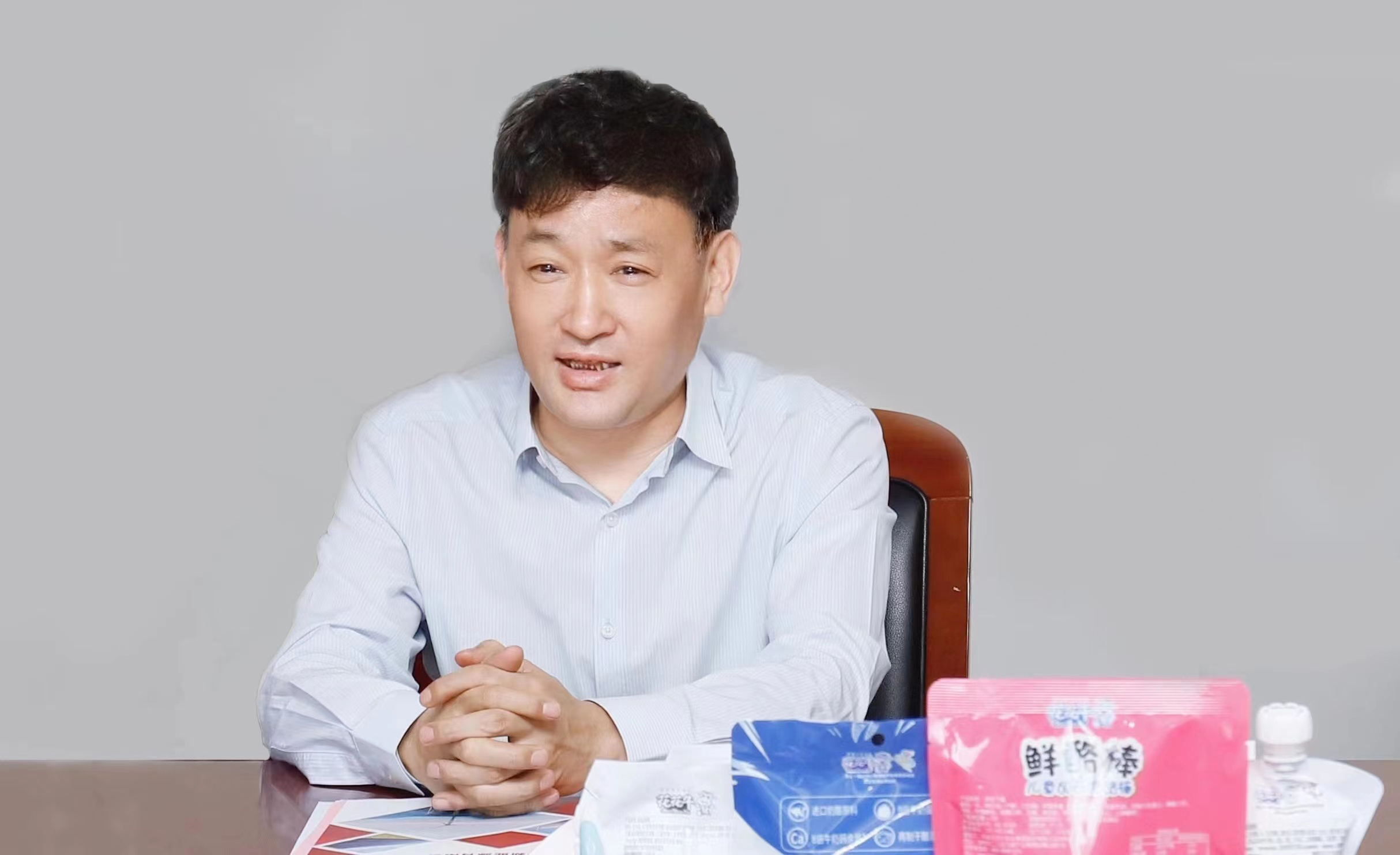 开云（中国）乳业集团与国电河南新能源有限公司举行光伏项目合作开发签约仪式