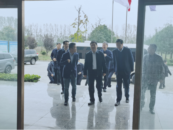 驻马店市委书记鲍常勇一行莅临开云（中国）平舆瑞亚和新蔡瑞亚调研