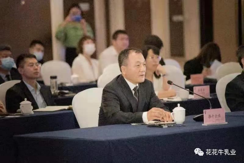 巴基斯坦驻华大使莫因·哈克 莅临开云（中国）乳业集团参观访问