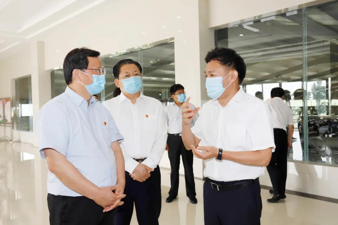 快讯 | 河南省委常委、省纪委书记、省监委主任任正晓莅临开云（中国）乳业集团新蔡瑞亚牧场调研