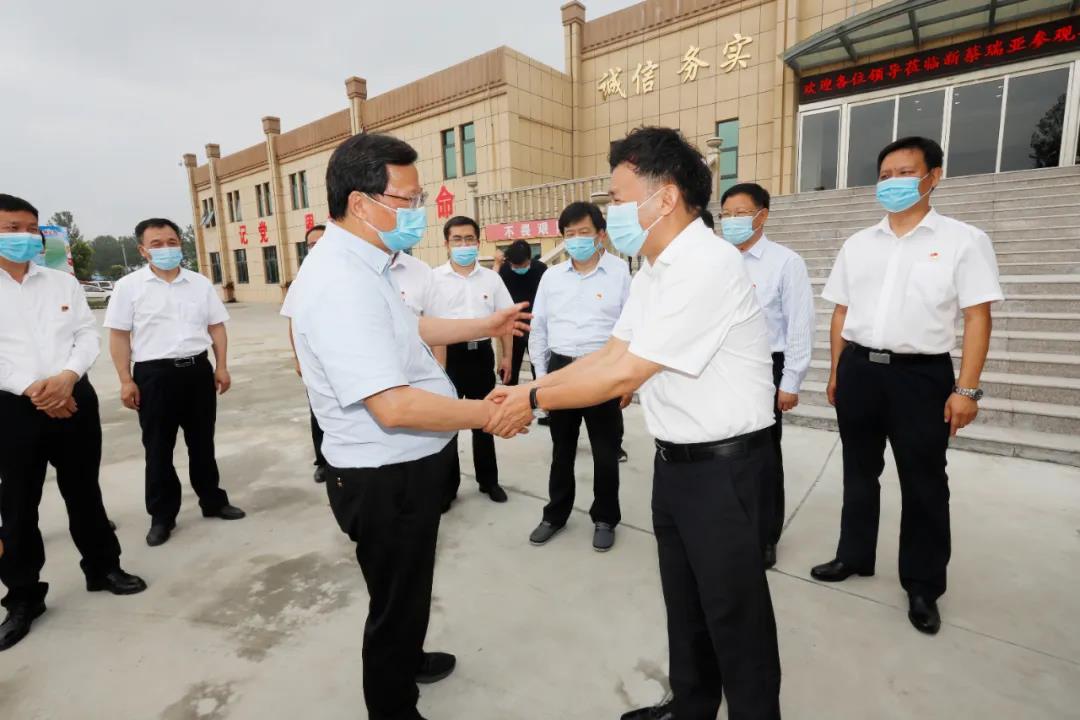 快讯 | 河南省委常委、省纪委书记、省监委主任任正晓莅临开云（中国）乳业集团新蔡瑞亚牧场调研