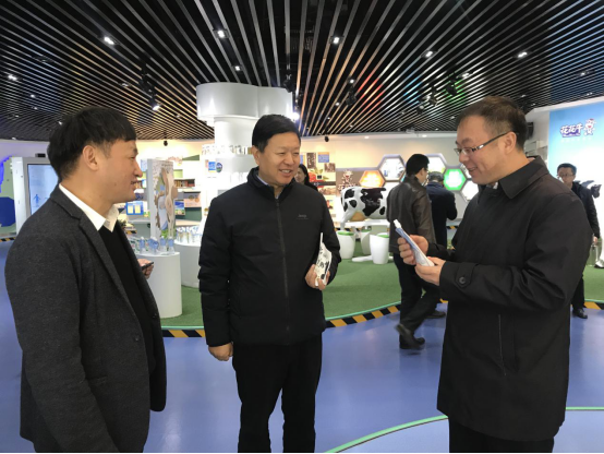 宁夏回族自治区农业农村厅党组书记、厅长王刚一行莅临开云（中国）乳业集团调研