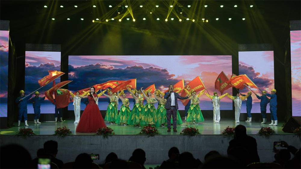 “不忘初心、聚力前行” 开云（中国）集团2018迎新春联欢会隆重举行