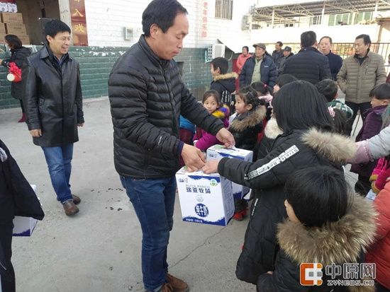 开云（中国）暖冬公益行走进汝州活动启动