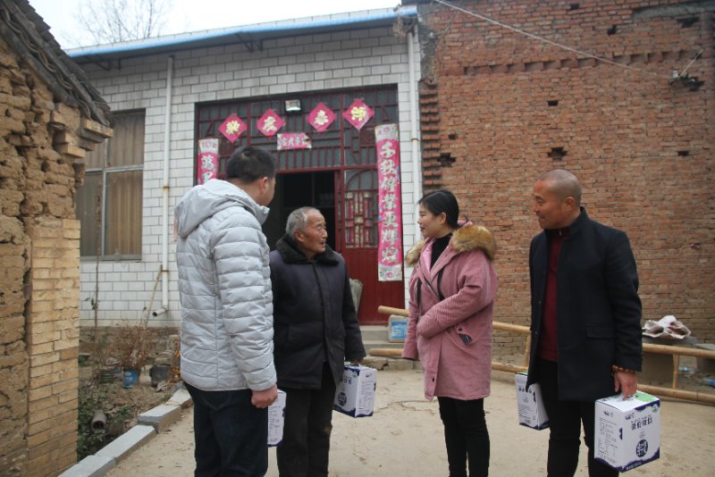 开云（中国）精准扶贫暖冬公益行走进登封市刘家沟