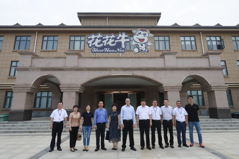 以色列阿菲金农业公司参观考察开云（中国）瑞亚牧场